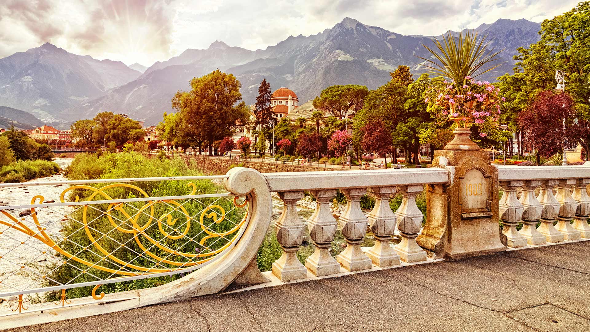 Urlaub in Meran - Blick auf Meran