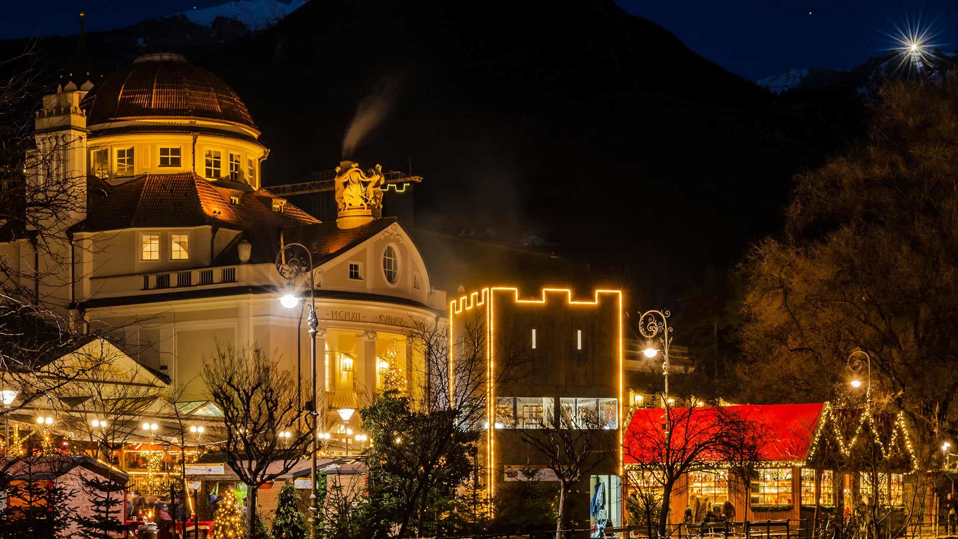 Abendstimmung - Weihnachtsmarkt Meran in Südtirol